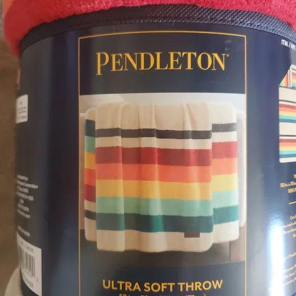 NWT Pendelton Ultra Soft Throw, 50 X 70 inches - Picture 7 of 10